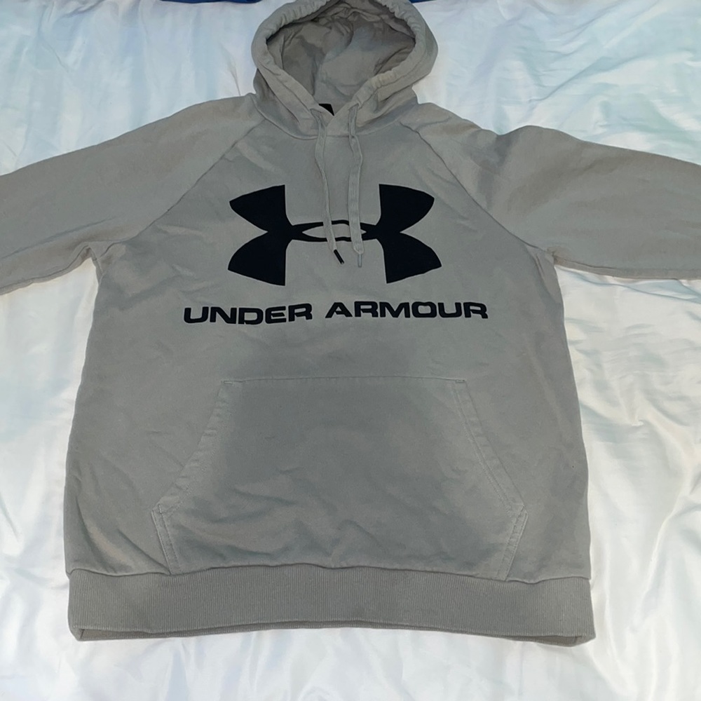 Under Armour hoodie that is warm and comfy and only been used a few times